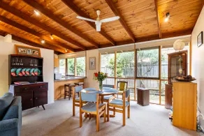 Beach House Retreat - Point Lonsdale - Image 2