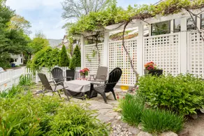 Cottage in the village of Cold Spring - Image 4