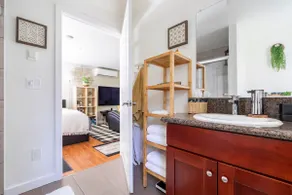 The Yellow Cottage - Private, Peaceful, & Near PDX - Image 5