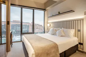 Exclusive Luxury Suite + pool - Image 4