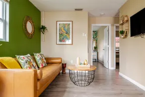 Tropical Casita in Tampa near airport and Raymond James stadium - Image 2