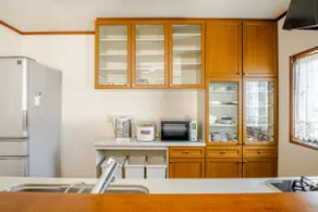 Spacious relaxing space/Free parking for 2 vehicles/Free WiFi - Image 5