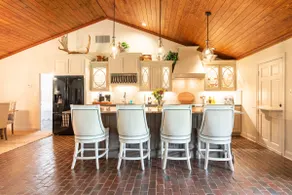 Southern Charm Guest House & Garden Escape - Image 4