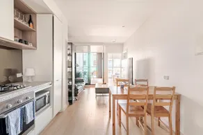 Lygon street Living - Image 2