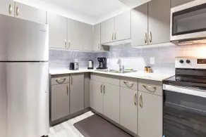 Guest Suite near YEG Airport in SW - Image 5