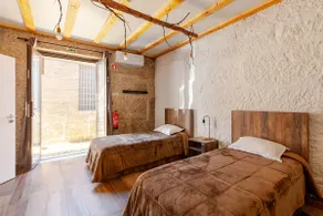 Apartment with Jacuzzi in the room - Image 4
