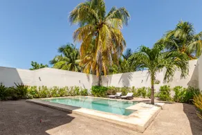 One block away from beach, private patio and pool. - Image 4