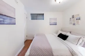 Bellevue 1 BD In-law Minutes From Microsoft - Image 5