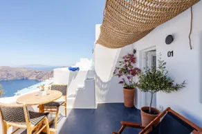 Esmi Suites 1 Private Outdoor Jacuzzi Sunset View - Image 3