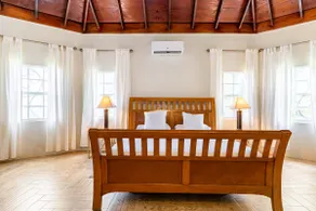 7 bdrs mansion• beachclub• private beach• SPA etc - Image 4