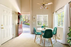 Charming 2-story boutique hillside cottage! - Image 5