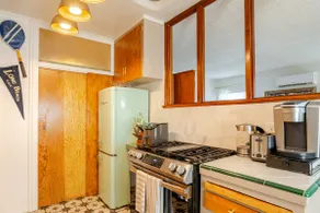 Retro Vibes - Updated 1950s Unit A/C Parking - Image 5