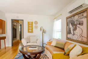 Retro Vibes - Updated 1950s Unit A/C Parking - Image 2