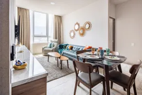 Luxury apartment. - Image 3