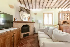Typical Tuscan Cottage with swimming pool and park, five minutes from San Galgano - Image 4