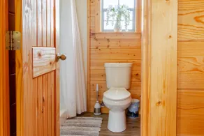 Cute 2 bedroom cabin - Image 5