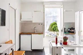 Paris tourist Apartment, France - Image 5