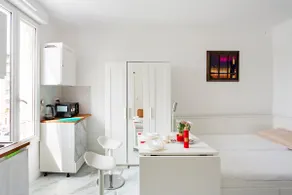 Paris tourist Apartment, France - Image 3