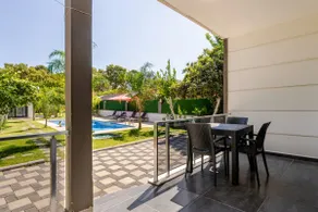 1+1 100 meters to the sea, with pool - Image 2