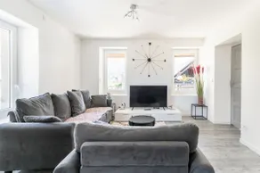 Apartment with private access. - Image 2