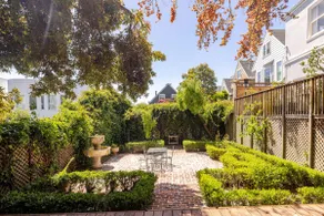 Classic Elegance Pacific Heights - Image 2