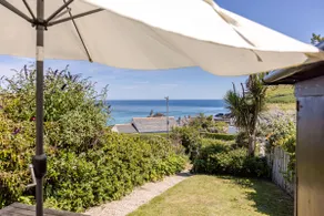 Coastguards cottage, sea views, 3 mins from beach - Image 4