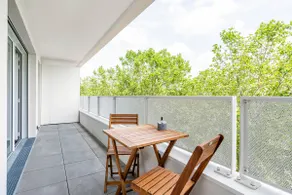 Bright apartment with balcony – near Paris - Image 5