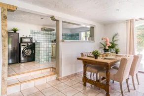 2P quiet villa - New bedding - A/C - Garden + Parking - Image 2