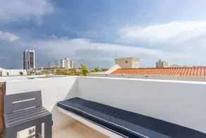 Luxury 3 Bedroom Old City House - Image 3