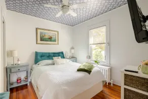 Gem by the water with firepit & all fenced backyard 2 Bedrooms - Image 2