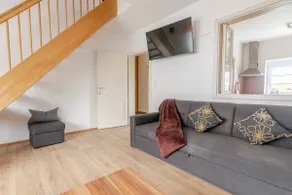 Duplex with garden - Image 3