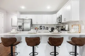 Luxury 3br House Near Everything - Image 3