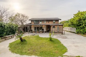 3 minutes walk to the sea, beautiful starry sky, private, spacious terrace with roof, BBQ, shopping is super convenient! - Image 2