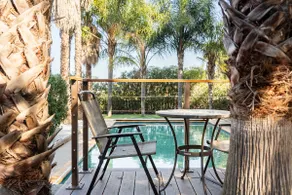 Tropical Garden Cottage +HOT TUB &POOL by Downtown - Image 1