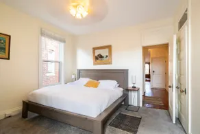 Modern Victorian Apartment - Quiet but walkable! - Image 2
