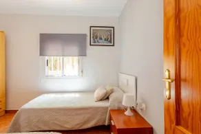 Country House in Corbera - Image 5