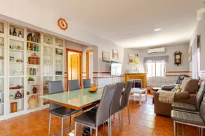 Country House in Corbera - Image 3