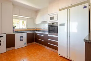 Country House in Corbera - Image 4