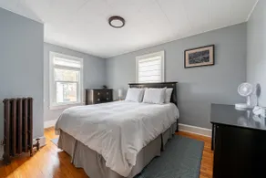 Cozy Bungalow in SE Pittsfield - Image 5