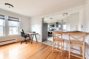 Cozy Bungalow in SE Pittsfield - Image 4