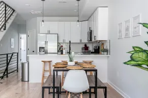 Family Friendly HQ - Historic DC 3BR & 3BA - Image 4