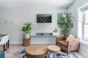 Family Friendly HQ - Historic DC 3BR & 3BA - Image 2