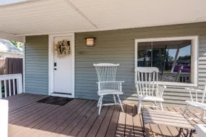 Centrally located in Denver with great city views! - Image 5