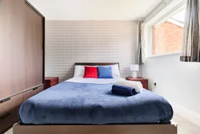 Overbury Lodge, Birmingham with FREE Parking - Image 3