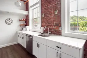 Jennifer's Stylish Downtown Brick Foundry Escape - Image 3