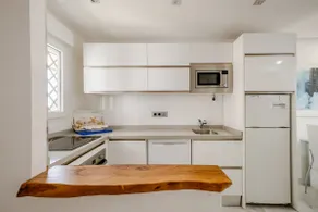 Torre Mar Quality Beachfront (2-BR) - Image 2