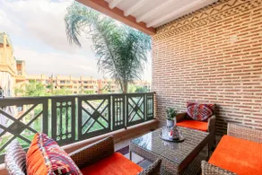 Charming retreat: 2 BED, pool, family friendly - Image 5