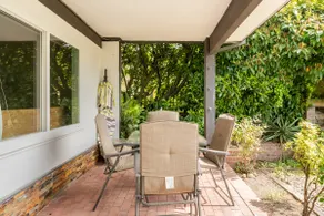 Prestigious Bright Garden Level - Image 5
