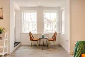 Premium Brand New 1 Bedroom Apt (The Chic Nexus) - Image 4