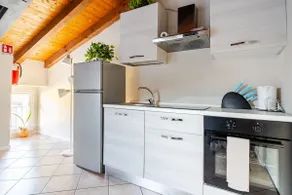 Beautiful apartment with parking space + terrace - Image 5